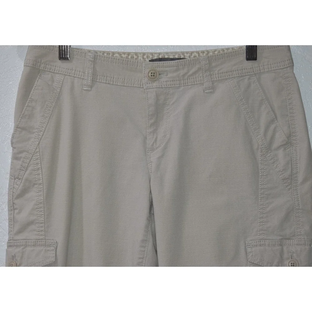 Eddie Bauer Womens 4 Khaki Cargo Capri Pants Drawstring Cuffs Stretch Cotton - Picture 2 of 16